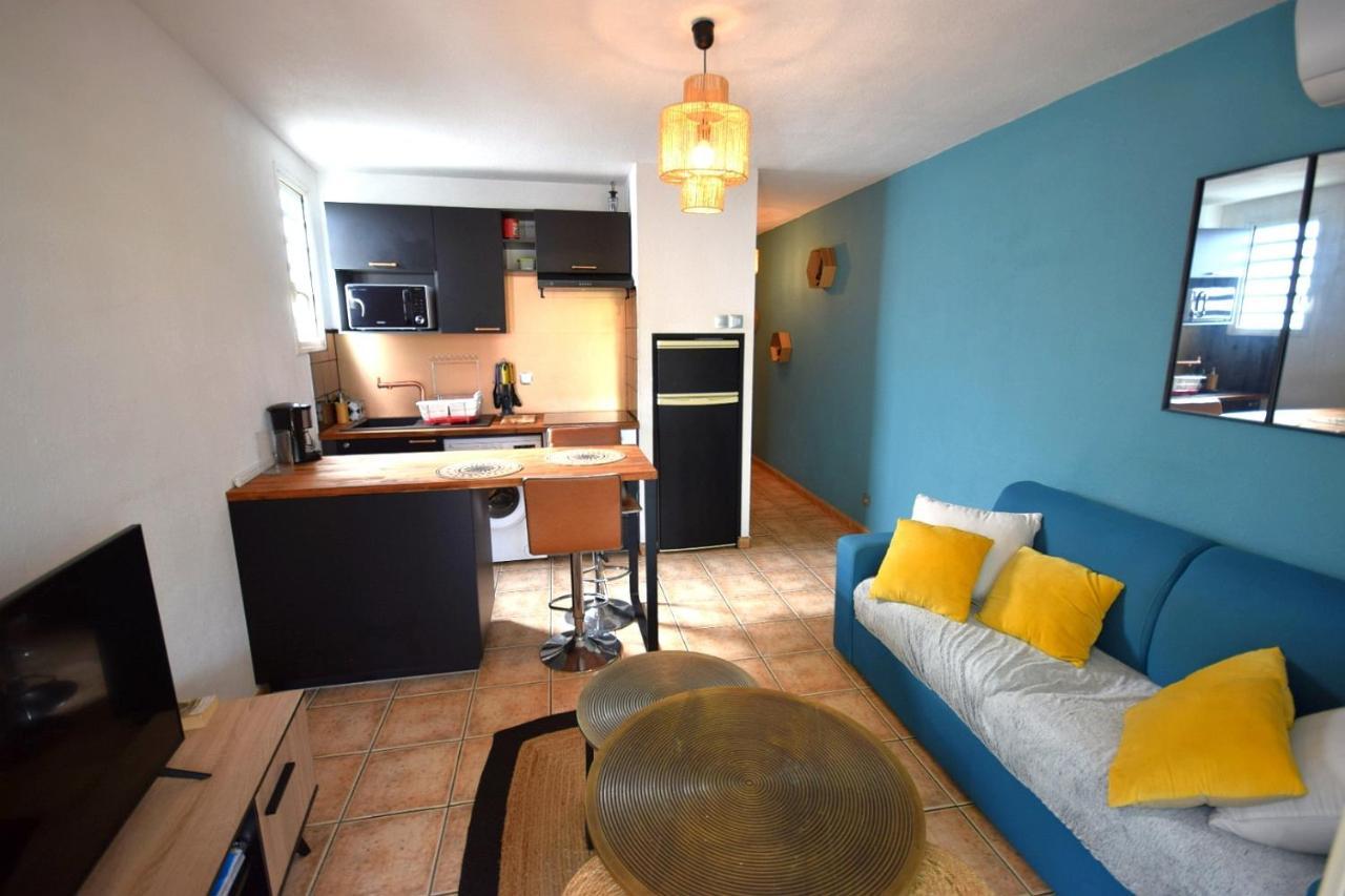 La Bulle Bleue - Coeur De St Gilles Les Bains Apartment Filaos Exterior photo